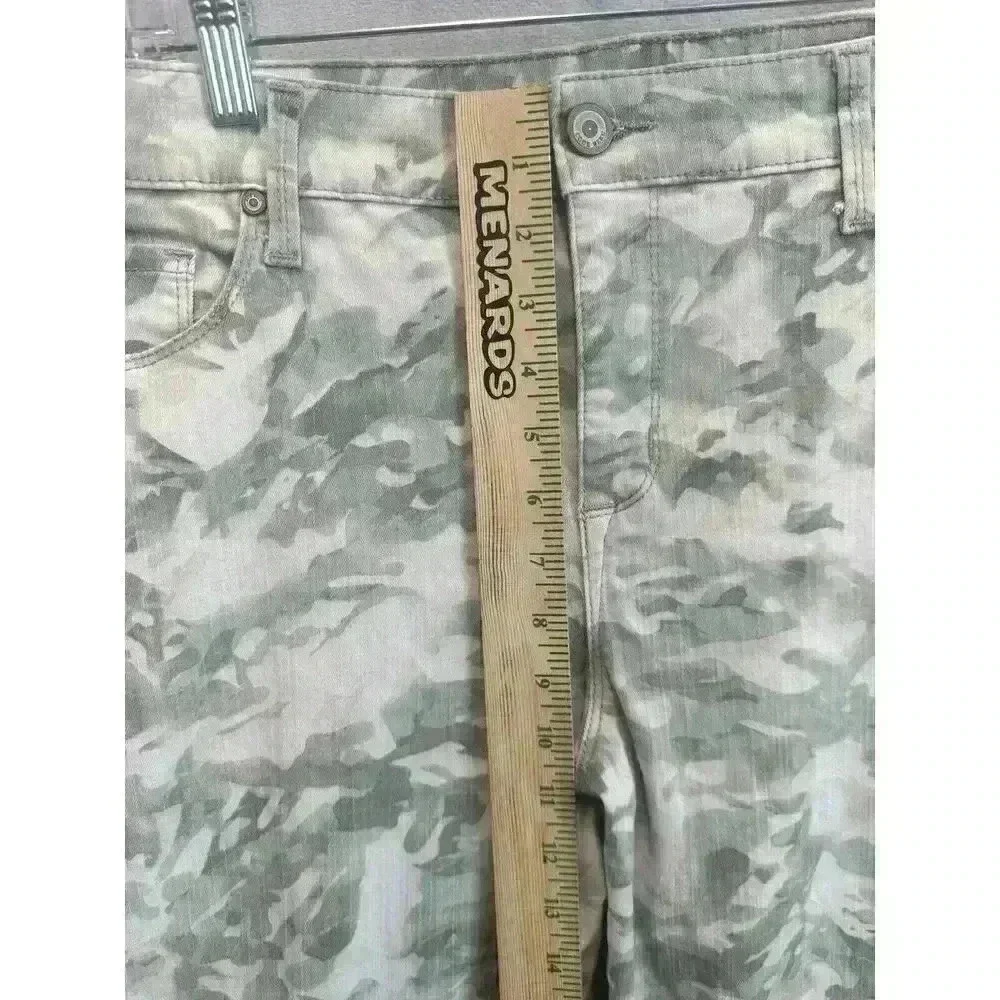 Code Bleu Jeans Women's Sz 18W Wonderland Skinny Ankle Crop Green Camo Denim - Picture 4 of 8